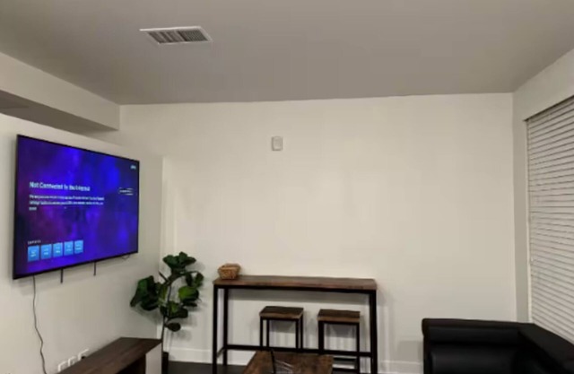 Modern and Lavish apartment