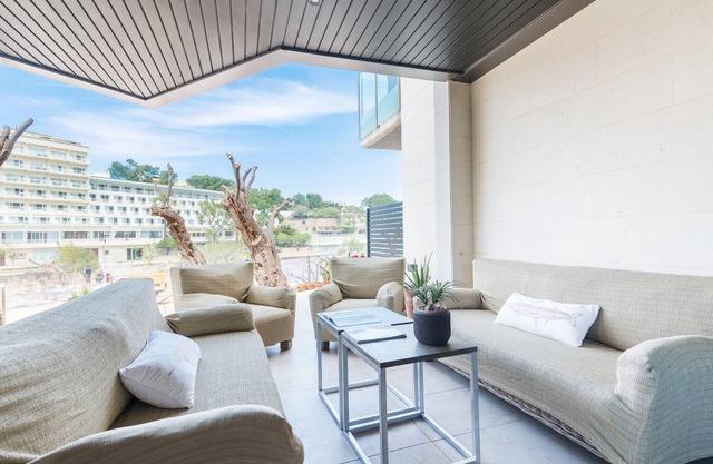 Appartement moderne avec WIFI et AAC sur la plage de Cala Sant Vicenç, Pollença