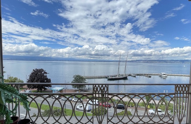 Appartement moderne près des thermes avec balcon et animaux admis