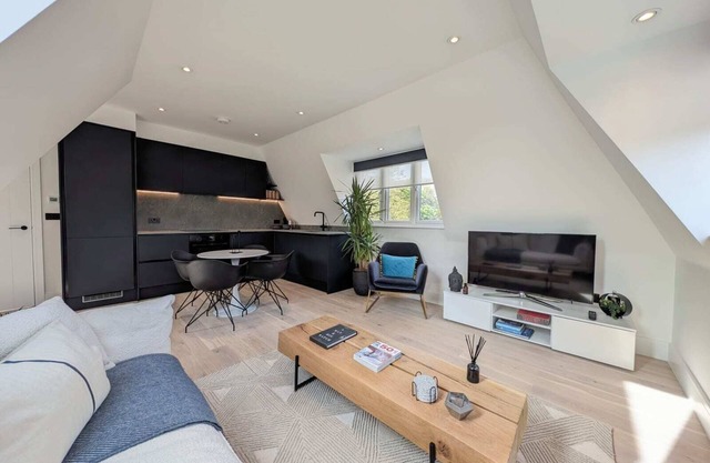 Modern Apartment in London Finchley