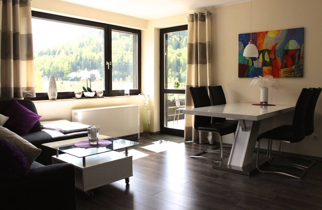 Appartement moderne dans Winterberg * * mer perle sur le lac dans le bas champ