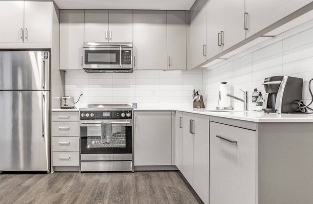 Modern Apartment in Prime Location (ID4839X08)