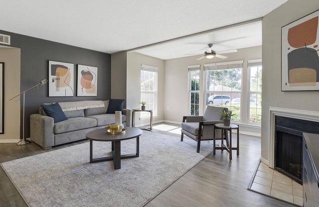 Modern Apartment in Prime Location (ID9825X48)