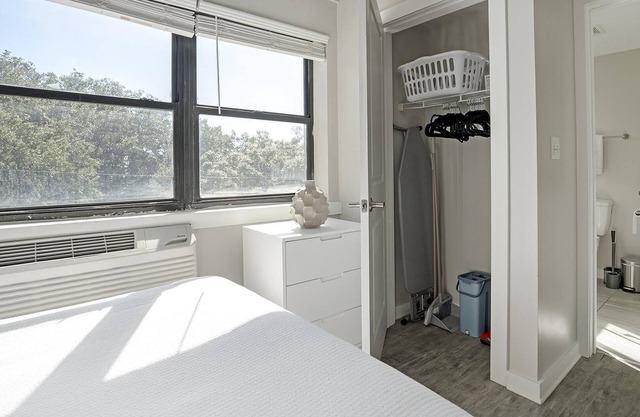 Modern Apartment in Prime Location (ID1403X442)