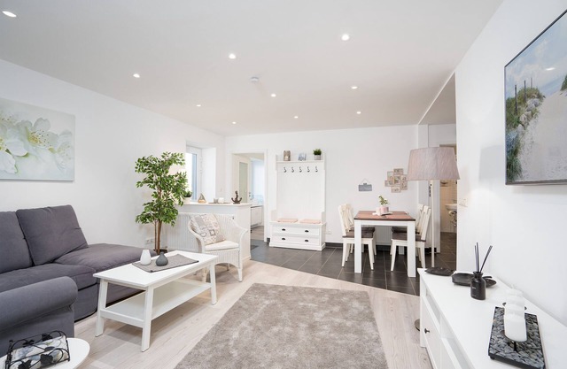 Appartement moderne sur la mer Baltique / vacances avec votre propre cheval