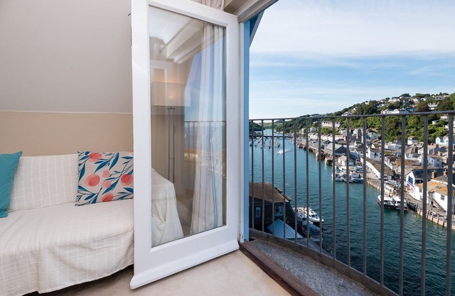 Appartement moderne avec une vue fabuleuse, près de la ville et de la plage.