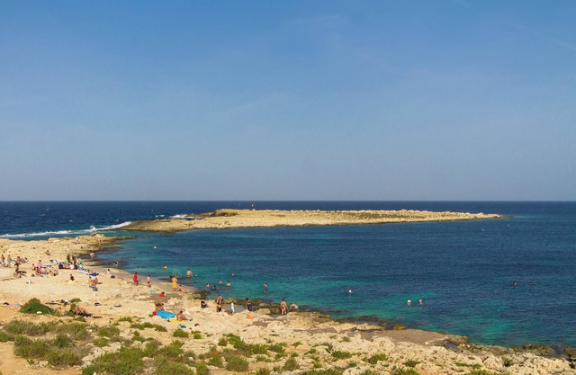 Modern Beautiful Pool And Sea Apt Qawra