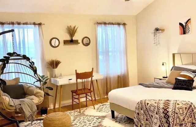 Modern ✌🏾Bedroom House in the ❤️ of Shadyside