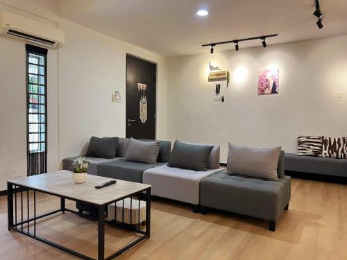 Modern Casual Style Haus 4Room`Alma