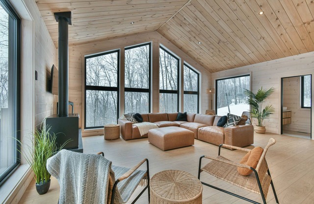 Chalet moderne près du Sommet Morin Heights - Nature, ski et détente