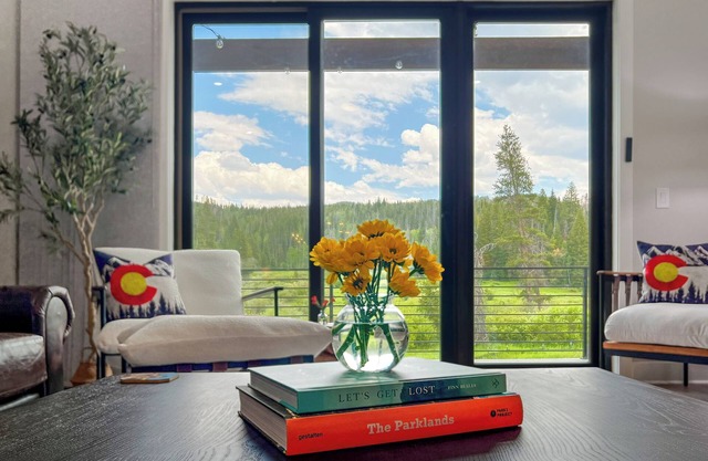 Rock & Stars Chalet: Mountain Luxury, Ski Locker