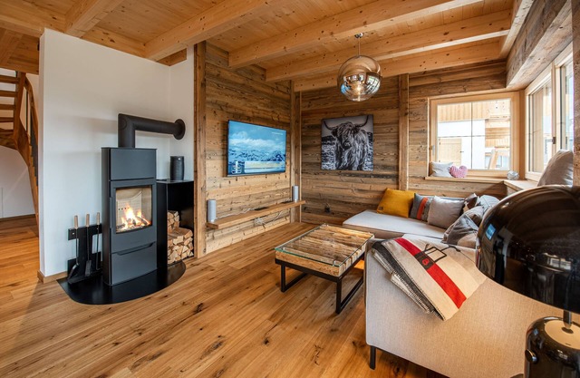 Modern chalet with mountain view, sauna, and proximity to the lift in the Ziller