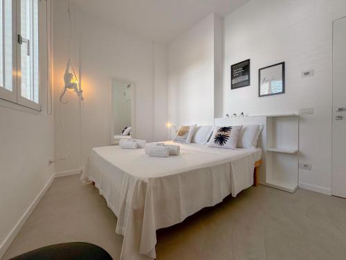 Modern City Apartment for Your Stay by Host Hero