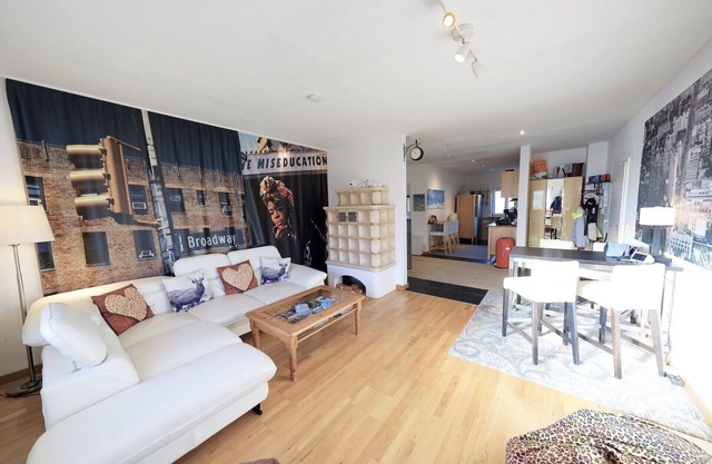 Appartement de vacances confortable et moderne avec wifi et int. IPTV jardin EC
