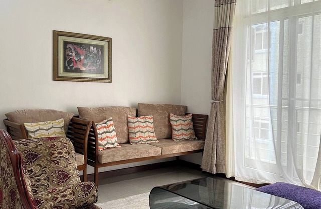 Modern & Comfortable 2Bed/2Bath w/WIFI & AC: 10mins from Stone Town and Beaches