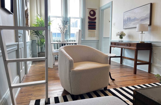 Modern Comforts in Downtown's Victorian Gem, Patio