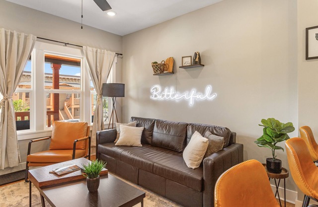 Modern condo in the heart of Uptown Butte - Unit B