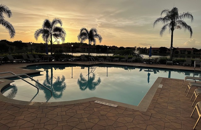 Modern Condo with Spectacular lake views , Huntington lakes Gated Community