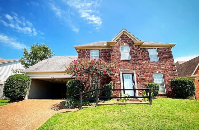 Modern Cordova 4BR, quiet & safe