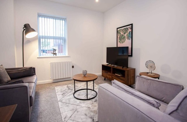 Chic 1 Bedroom Apartment in Bolton