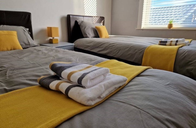 Modern Cosy Home-away-from-Home