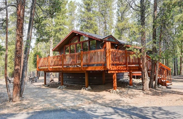 The Whispering Pines Cabin