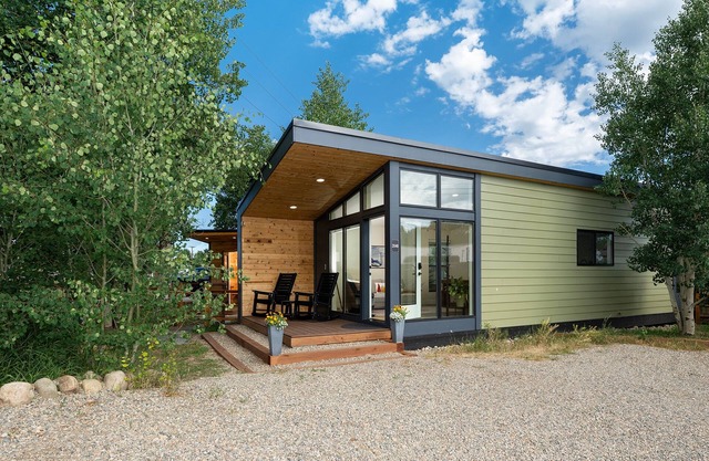 Modern Downtown Tiny House in Fraser w/ Private Sauna