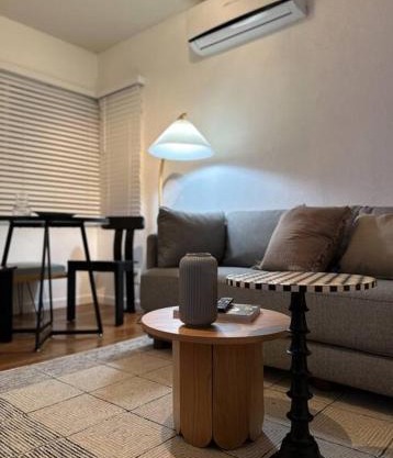 Modern Eclectic 1BR by Downtown, Airport & More