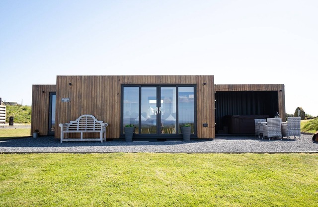Moderne-Appartement-Salle de bain privée séparée-Vue sur la cour