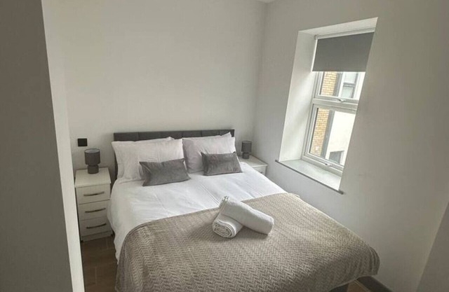 Modern Family Flat in Finchley