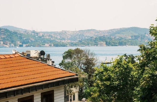 Modern Flat with Sea View in Bebek