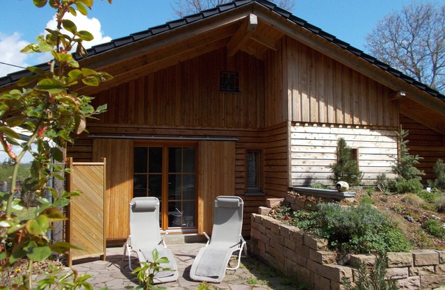 Maison forestière moderne à proximité du barrage de bien-être-Pirk (Vogtlan