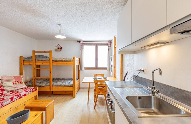 Modern studio 19m², close to slopes and shops, 4 pers