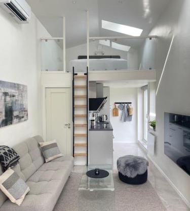 Modern guesthouse with loft