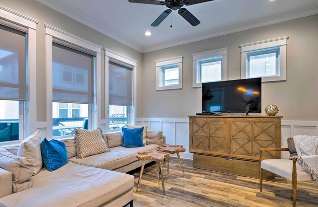 Modern Gulf Shores Cottage w/ Pool & Beach Access!