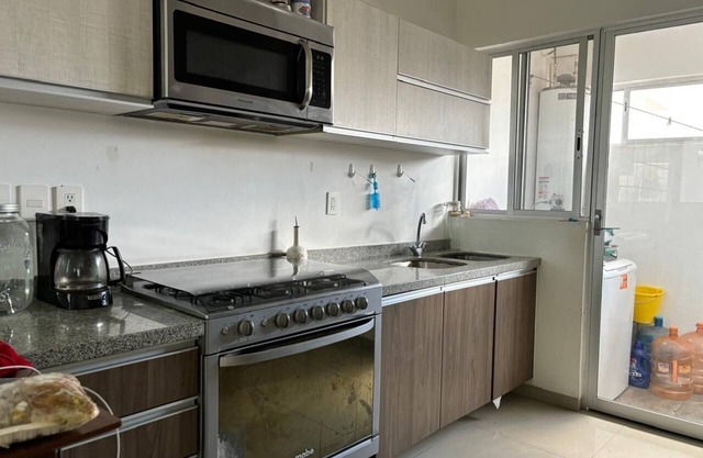 Modern house 7 min from Queretaro's Historic Center, Security and Privacy.