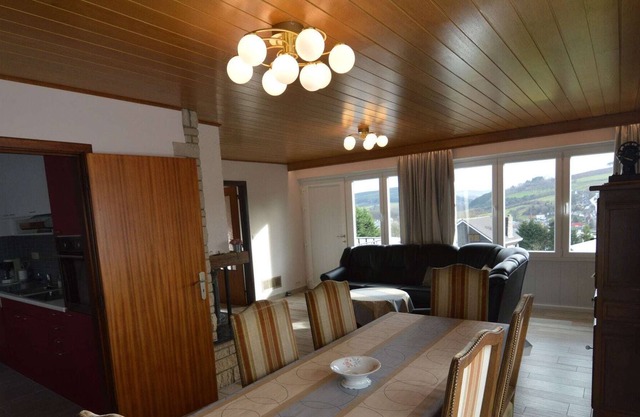 Maison de vacances moderne à Stavelot avec jardin
