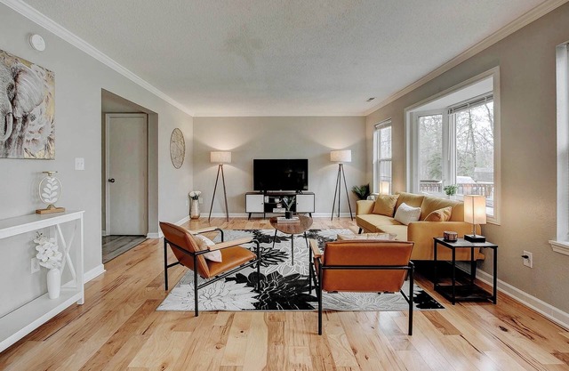 Modern House by Indy Motor Speedway w/3BR