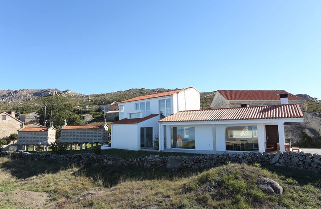 MAISON MODERNE PROCHE DES MEILLEURES PLAGES DE GALICE