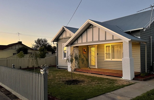 Modern house sleeps 6