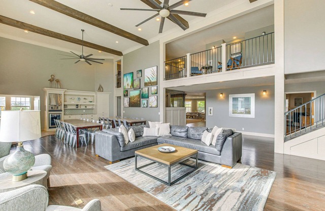 Modern Huge Home! 11,500 sq. ft! Family Reunions or Big Group! Perfect Location