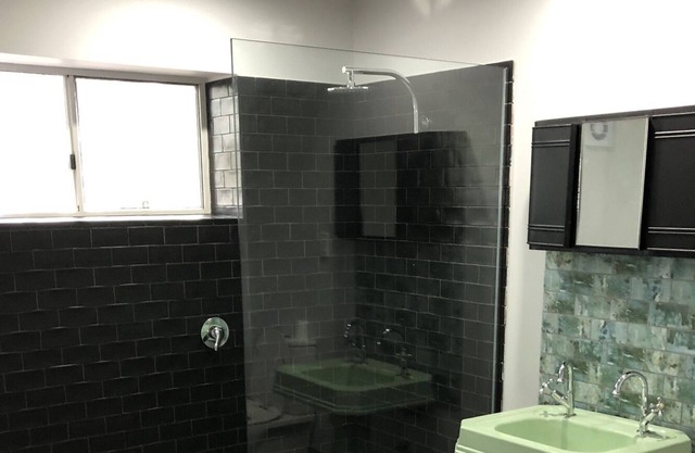 Modern industrial self contained dwelling one bedroom pet friendly