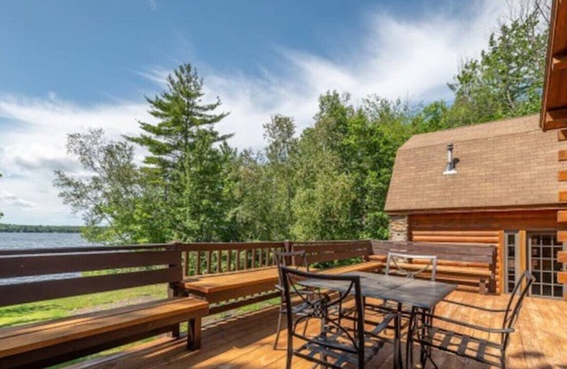 Modern Lakefront Cabin with Hot Tub & Amazing View