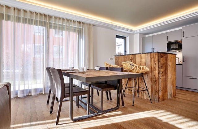 MODERNE avec TRADITION à Murnau / m. gr. Terrasse u. Jardin, BBQ, WIFI gratuit