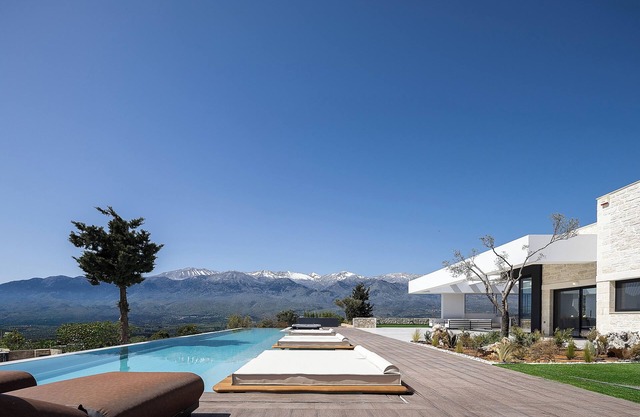 Modern Living in Natures Embrace by etouri