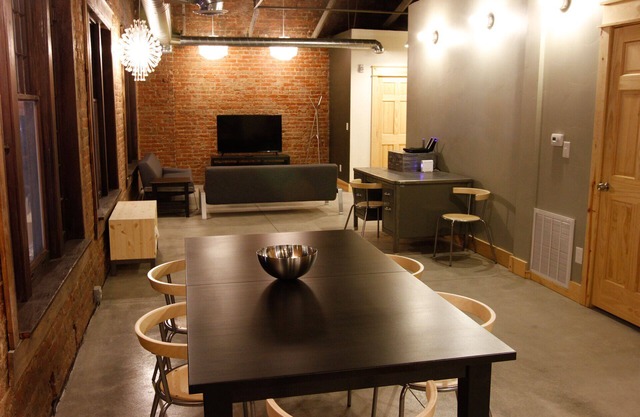 Loft moderne sur Historic 25th Street