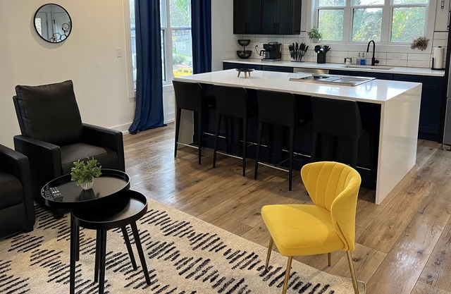 Modern luxe home minutes to downtown Chattanooga