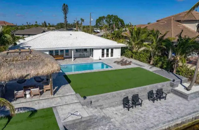 Modern Luxury Villa Gorgeous Views!
