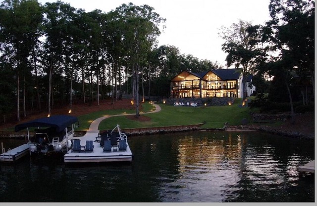Modern Magnolia: Brand-New 5BR Luxury Lakefront w/all the Amenities!