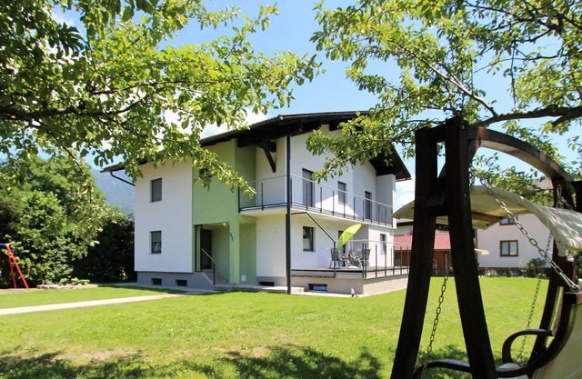 Demeure moderne avec jardin à Kötschach-Mauthen
